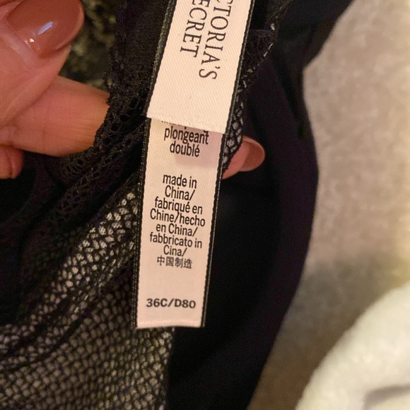 NWOT - Victoria’s Secret - Bra with built in lace high neck cami - Picture 4 of 6